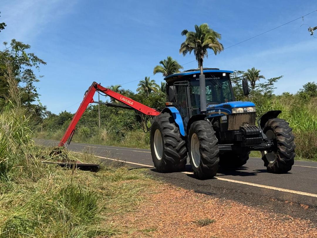 A Câmara Municipal de Tocantinópolis vem, em nome da população tocantinopolina, expressar seu sincero agradecimento ao Governo do Estado do Tocantins pela realização dos serviços de roçagem nas margens da TO-126.